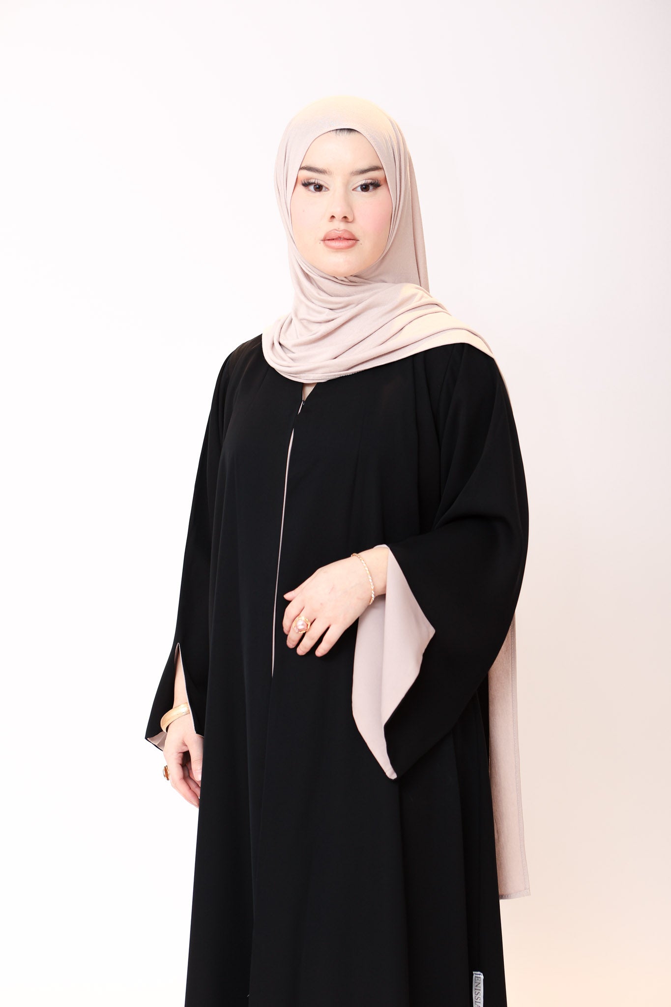 Abaya Dualis