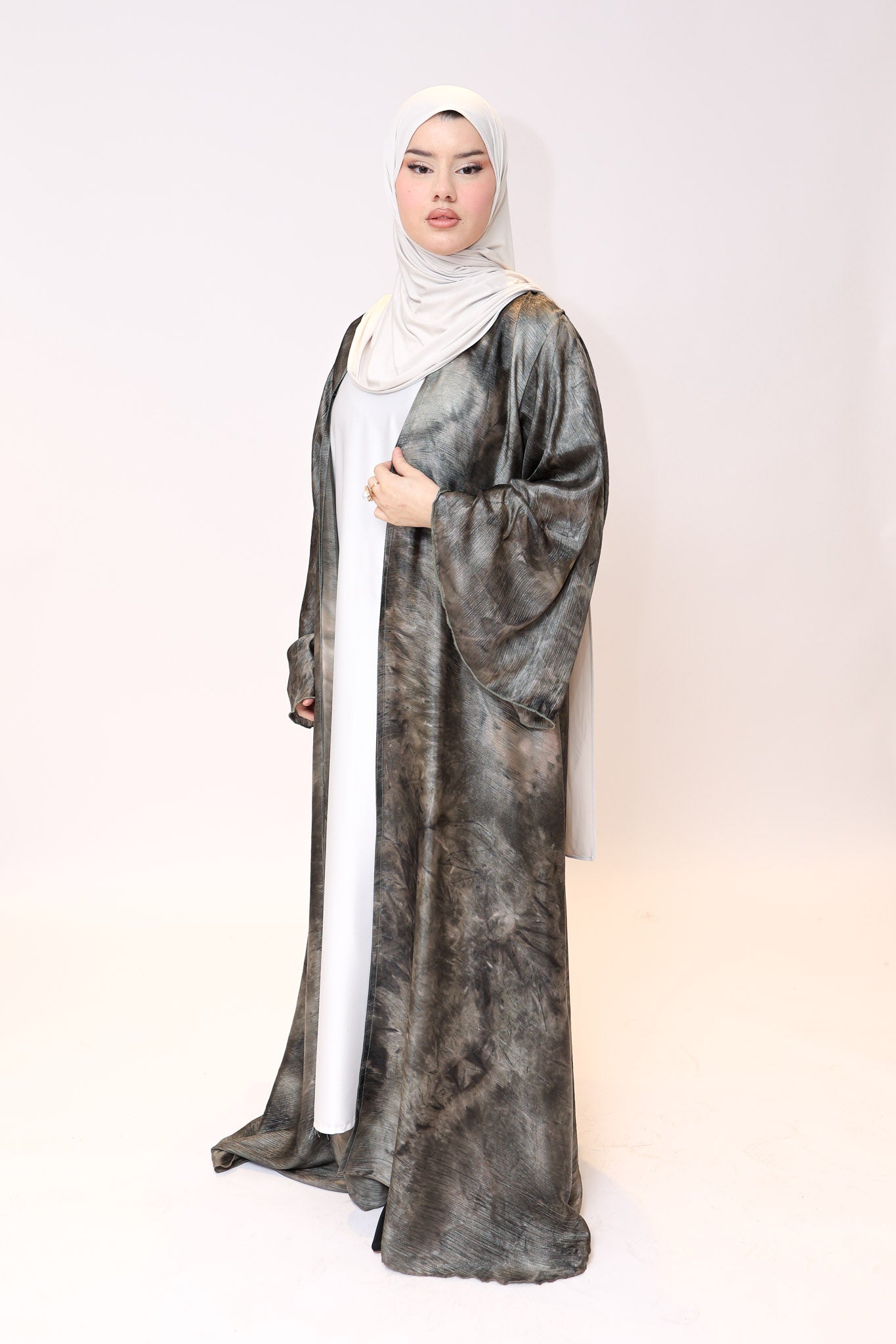 Abaya Vera