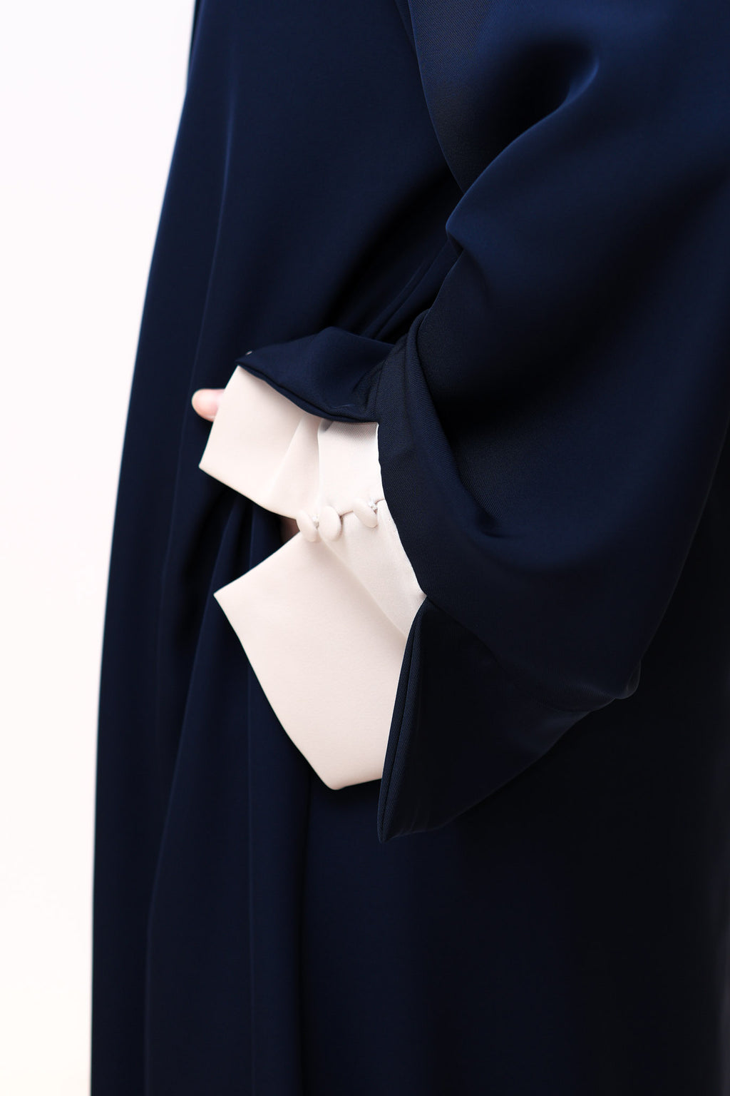 The Tailleur Abaya