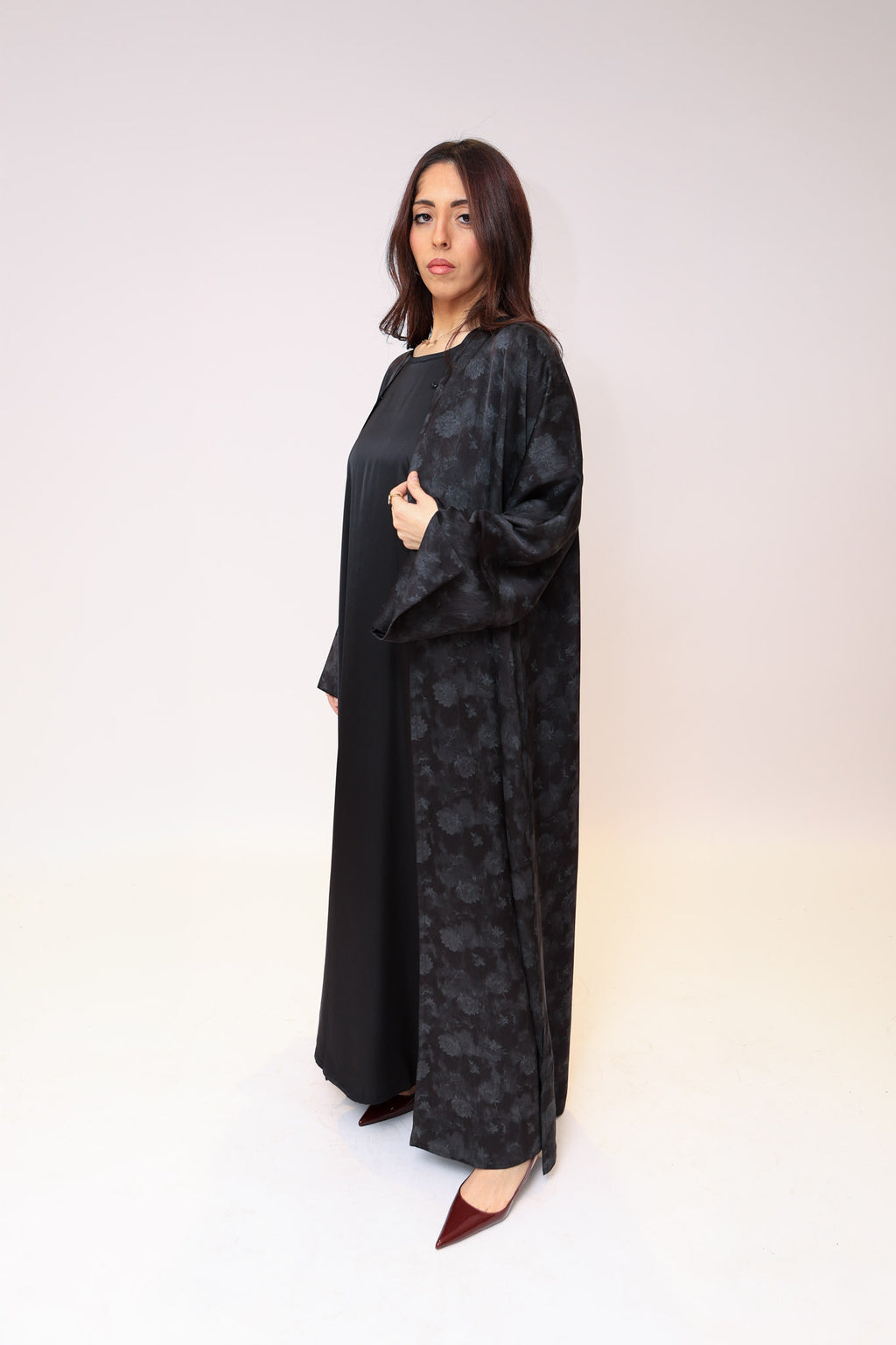Abaya Yuna
