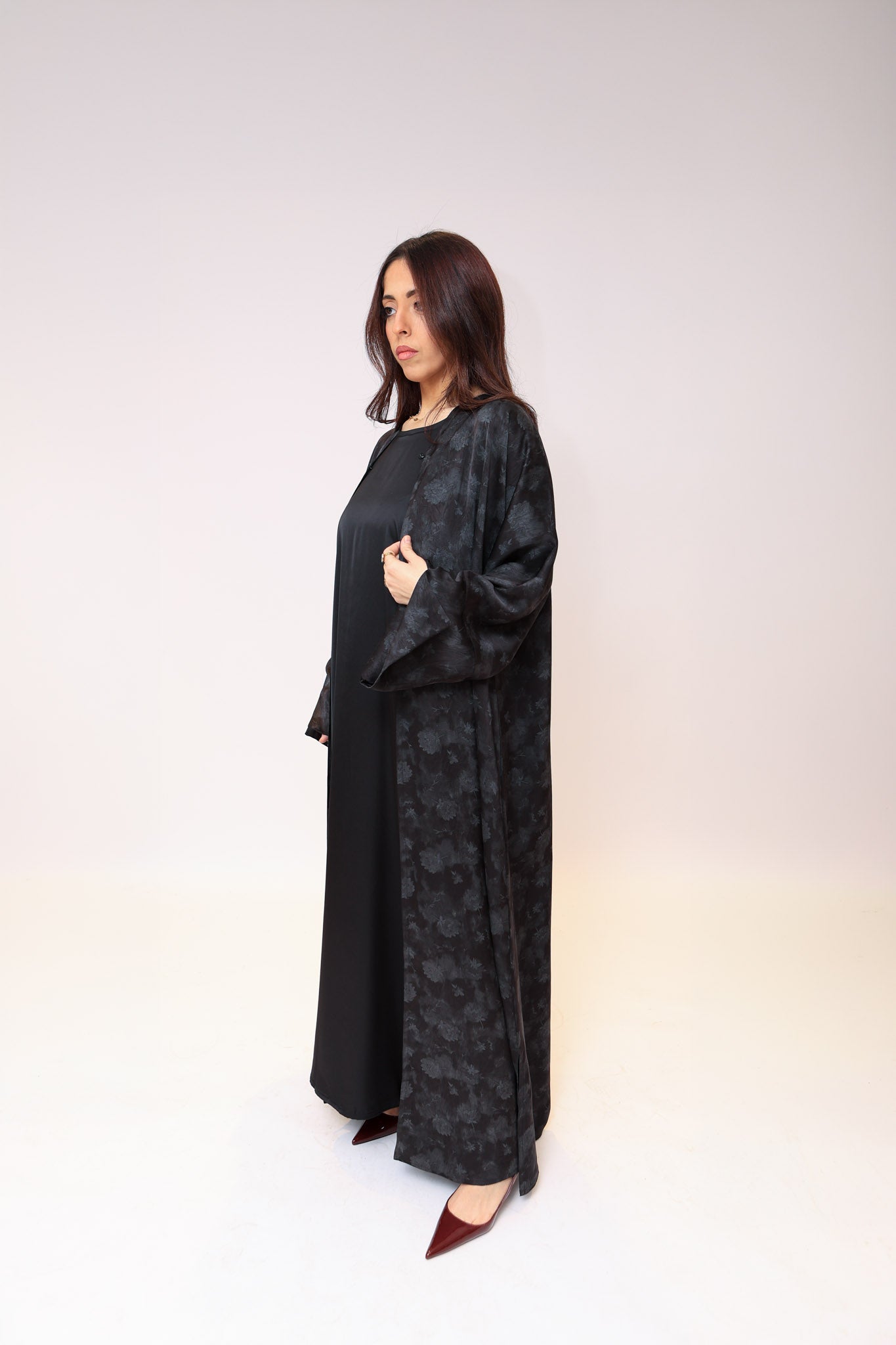 Abaya Yuna